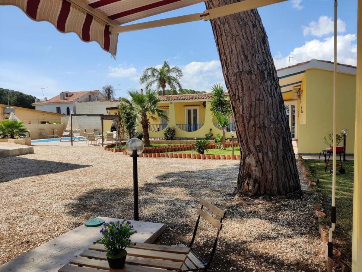 Pool Seaside Relais - Ville Ninfea, Marea, Rosa E Cassiopea فونتاني بيانكي المظهر الخارجي الصورة